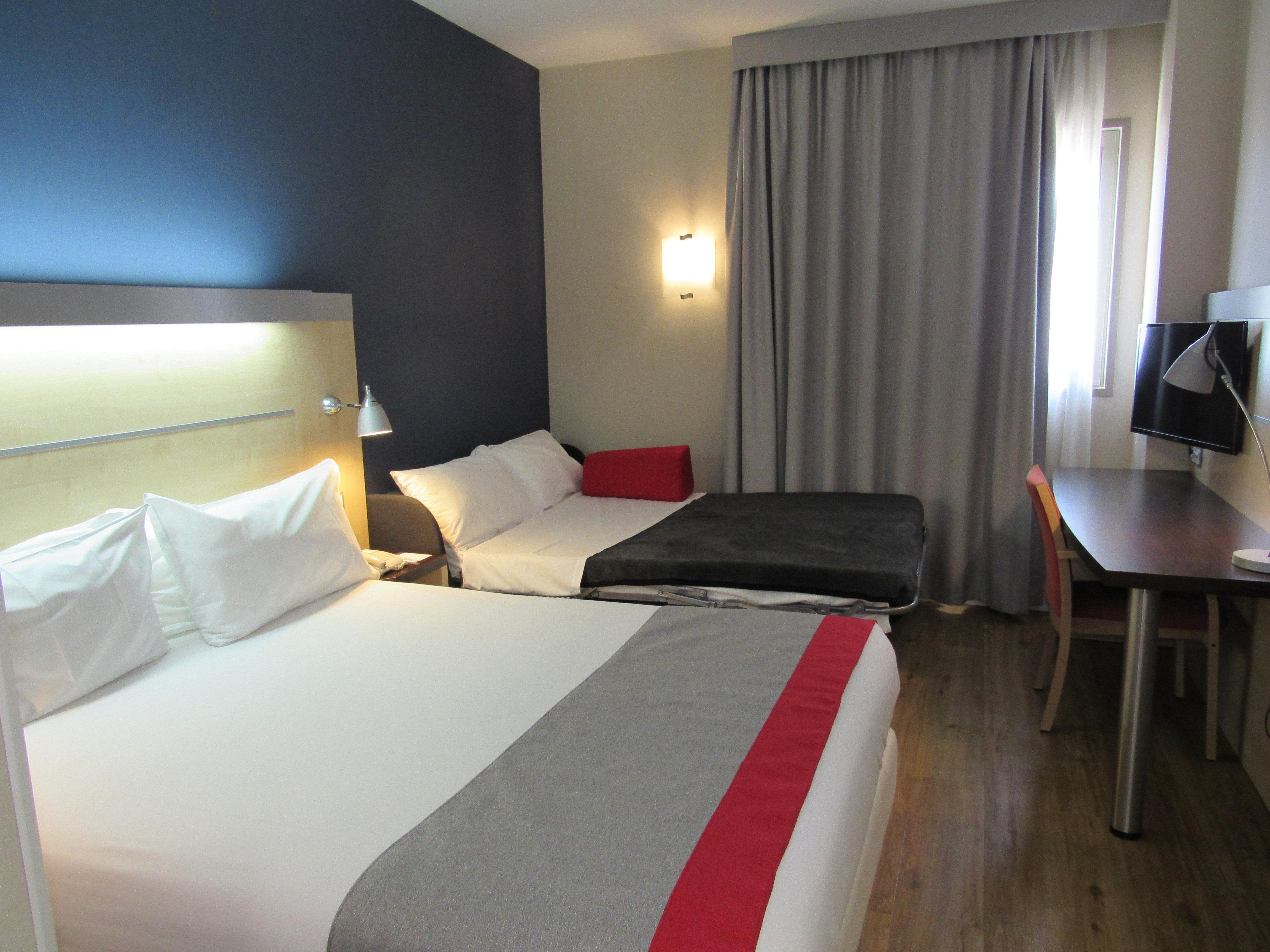 Holiday Inn Express Málaga Airport, an IHG Hotel Esterno foto