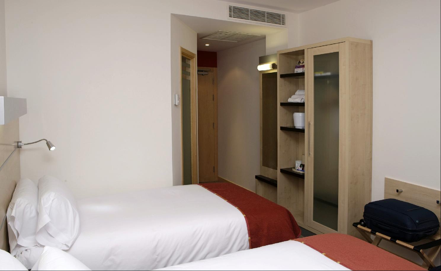 Holiday Inn Express Málaga Airport, an IHG Hotel Esterno foto