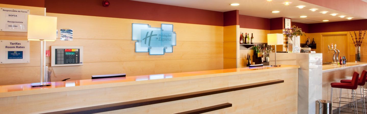 Holiday Inn Express Málaga Airport, an IHG Hotel Esterno foto