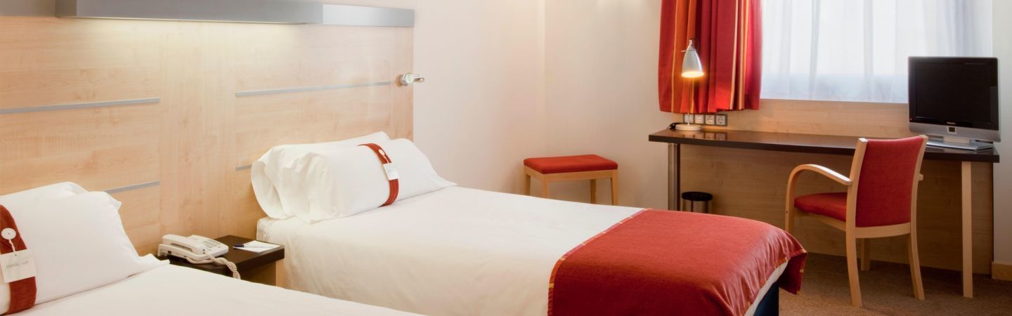 Holiday Inn Express Málaga Airport, an IHG Hotel Esterno foto
